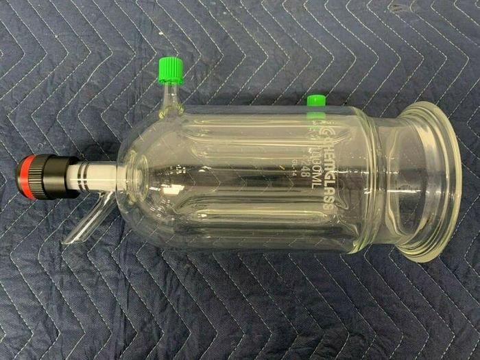 Used Chemglass GL-14 1000mL Jacketed Bench-top Reaction Vessel w/ 5.5" Sanitary Fit