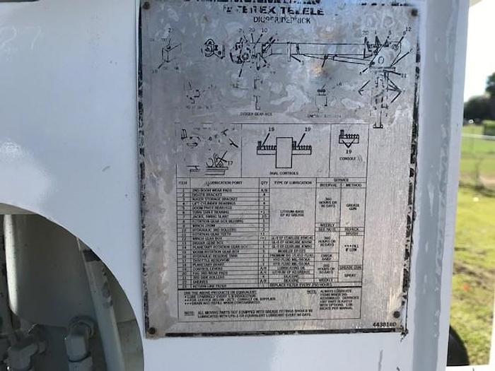 Used 2010 Ford F750 Telelect Commander 4042 Digger Derrick - C76440