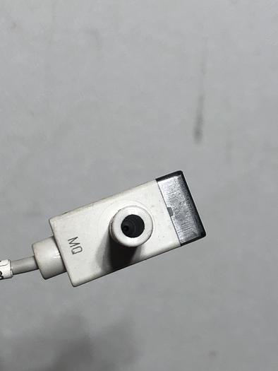 Used SMC PS1000-R07L  Airchecker Pneumatic Pressure Sensor