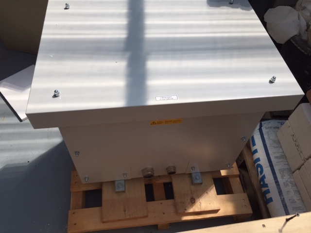 Used Transformer 3Phx400V 60HZ to 208V 1Ph, 90A