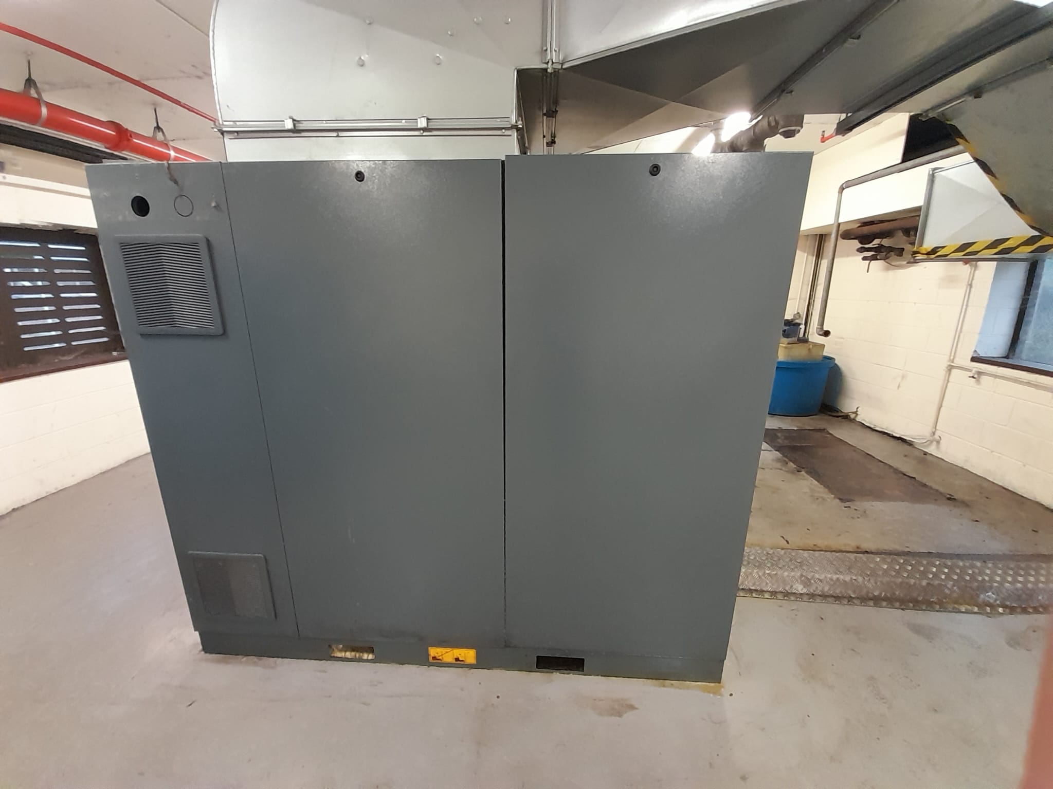 Used 2016 Atlas Copco GA75 VSD FF c/w Built in Air Dryer