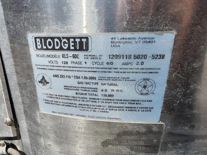 Used  BLODGETT #KLS-60C, 60 GAL. STATIONARY NAT. GAS STEAM KETTLE, w/ STAINLESS STEEL SPRING LOADED E-Z LIFT COVER & 3" TDO  (#850C).