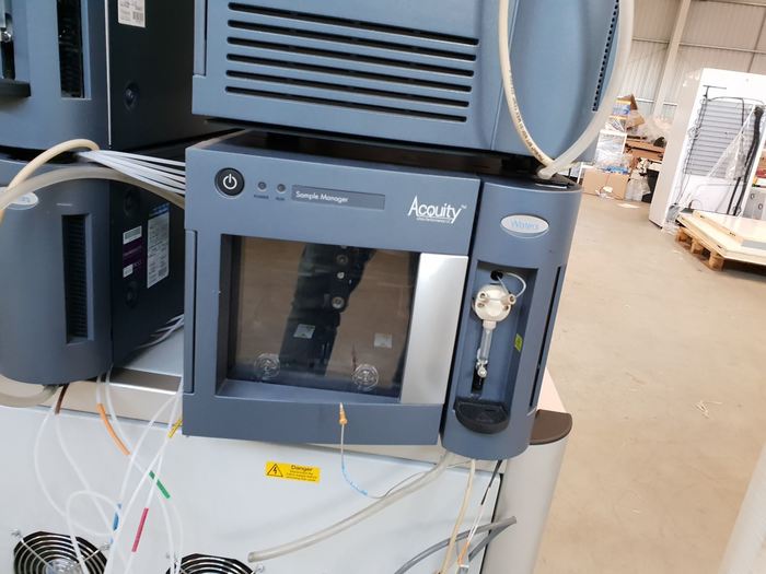 Used Waters ACQUITY UPLC
