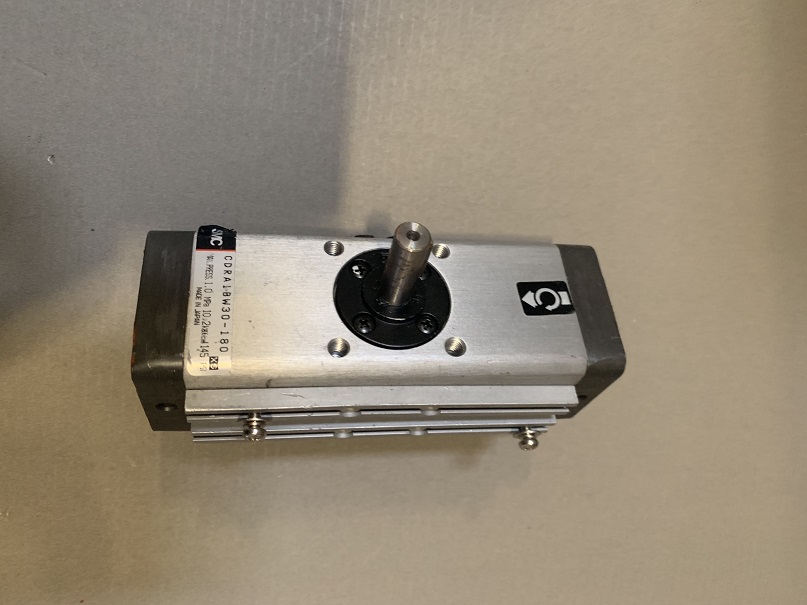 Used SMC Cylinder CDRA1BW30-180