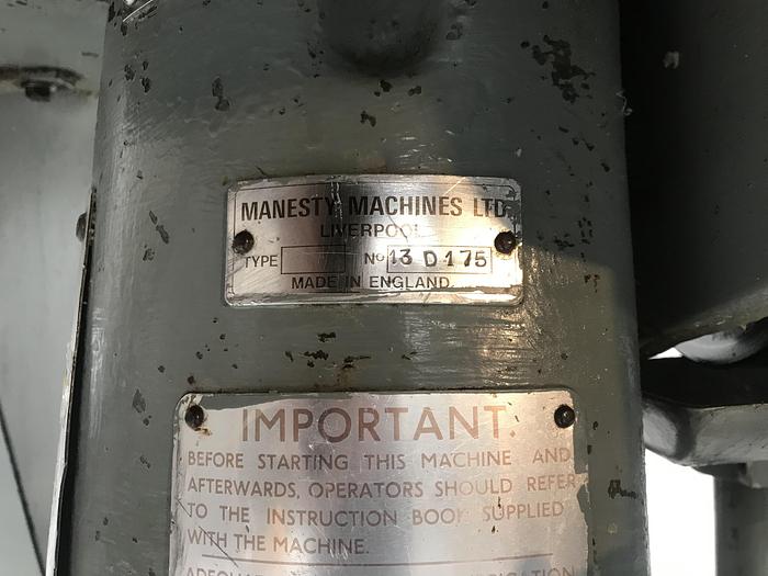 Used Manesty D3B Tablet Press