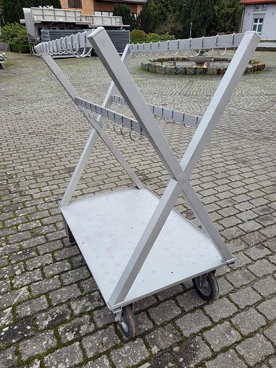 Used Nierdzewny wózek z wieszakami na osierdzia i głowy