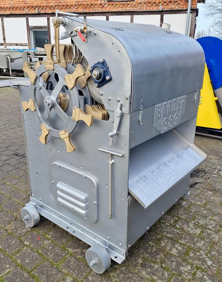 Used Krajalnica ryb (dzwonkownica) "Baader" 383