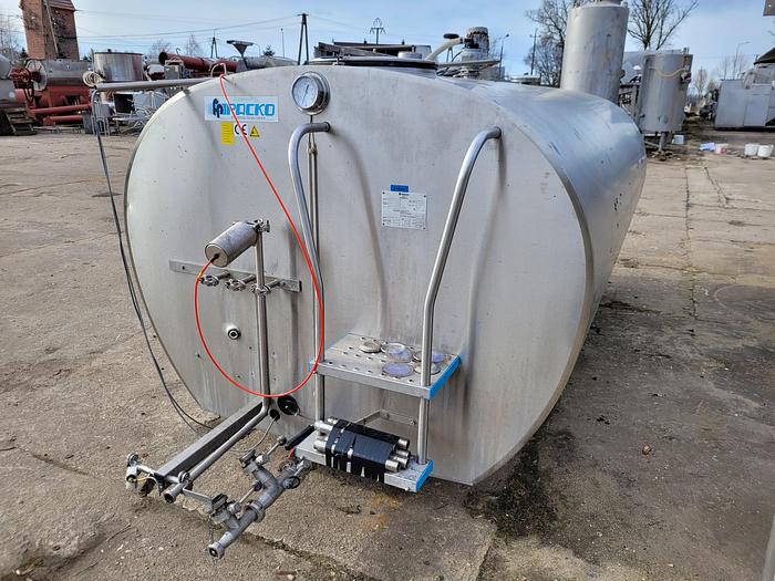 Used Zbiornik magazynowo-procesowy poziomy, z płaszczem grzewczo/chłodzącym i mieszadłem, 5000 l - nierdzewny