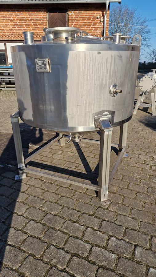 Used Zbiornik RF MAH z płaszczem ściennym do grzania lub chłodzenia.