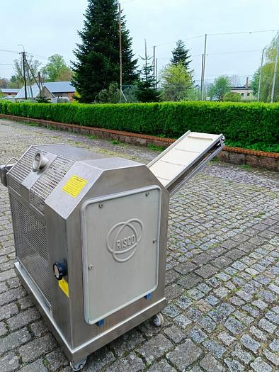 Used Dzielarka do kiełbas  "RISCO"