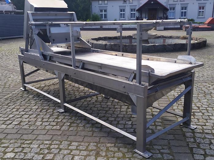 Used Separator wibracyjny „Femia” z sitem oczkowym dolnym i sitem prętowym górnym oraz wanną na zanieczyszczenia- nierdzewny