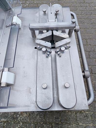 Used Dzielarka do parówek Inotec