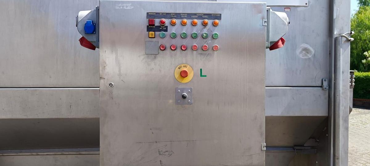 Used Ocieraczka 12-rolkowa do warzyw (tj. ziemniaków, marchwi itp.) - "BACKUS"