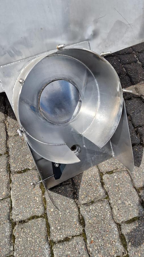 Used Krajalnica do warzyw z zasypem