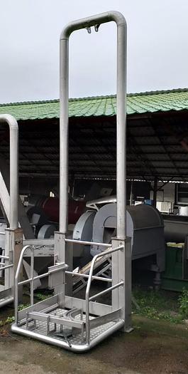 Used Podest (platforma) do rozbioru tusz wieprzowych, hydrauliczny - MANCINI, nierdzewny