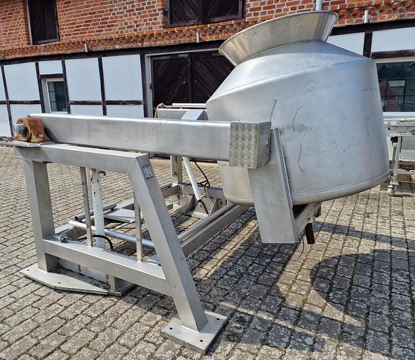 Used Mieszalnik bębnowy z hydraulicznym podnoszeniem i zmiennym kątem położenia bębna