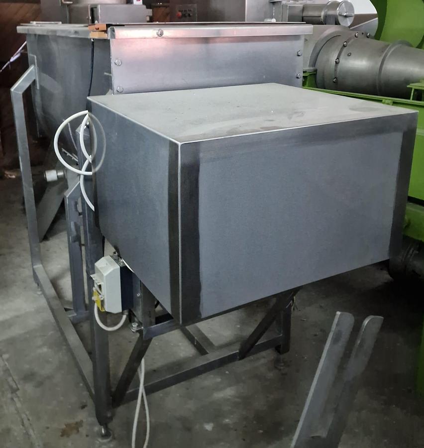 Used Mieszalnik (mieszałka) wstęgowy