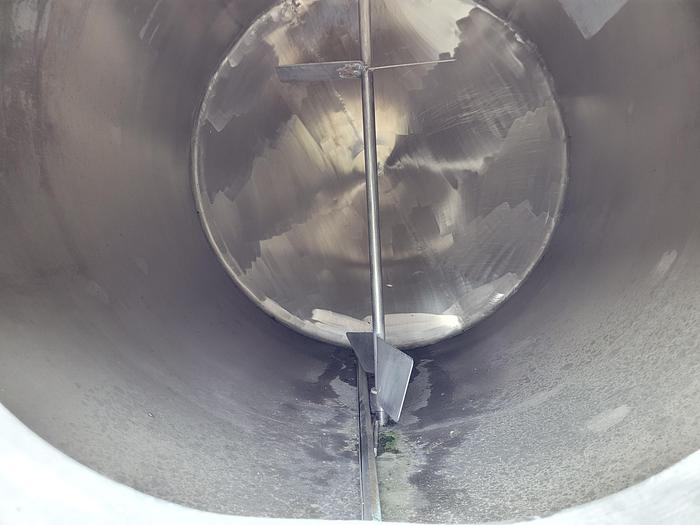 Used Zbiornik poziomy typ FK-40, pojemność 4.000 l, w całości nierdzewny