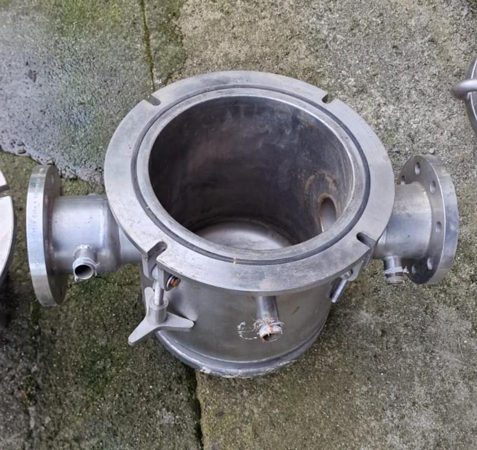 Used Przemysłowe filtry magnetyczne, przepływowe, nierdzewne