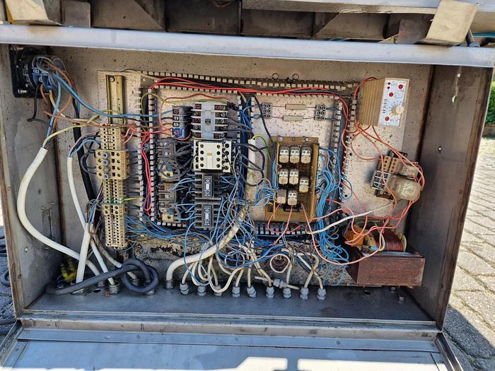 Used Automatyczna taśmowa pakowaczka próżniowa - "Supervac"