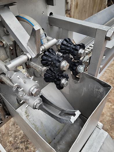 Used Odziarniacz kukurydzy KU Z - 2 "Pollak Sala"- nierdzewny