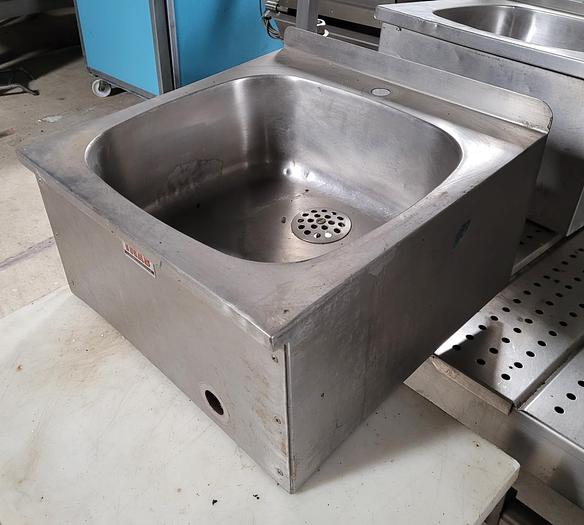 Used  Umywalka jednokomorowa, nierdzewna