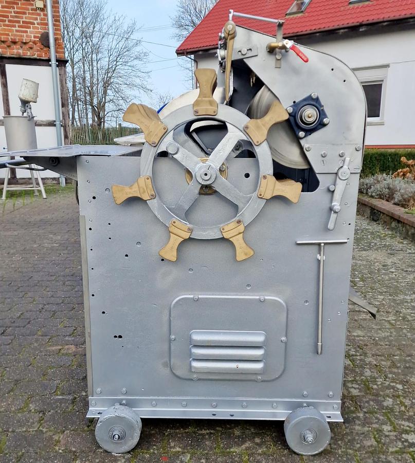 Used Krajalnica ryb (dzwonkownica) "Baader" 383