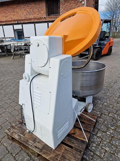 Used Mieszałka do ciast z dzieżą wyjezdną i mieszadłem ramieniowo-wstęgowym