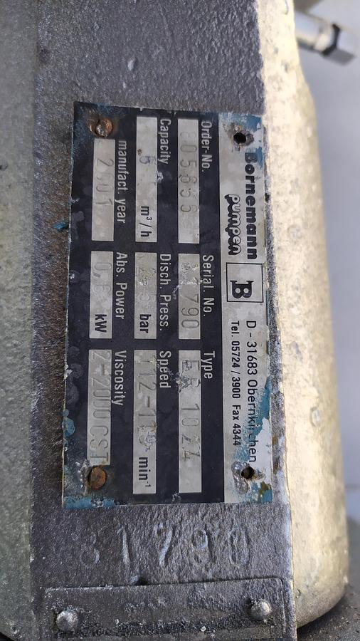 Used Pompa ślimakowa (wnękowa) z lejem zasypowym ,,Bornemann"