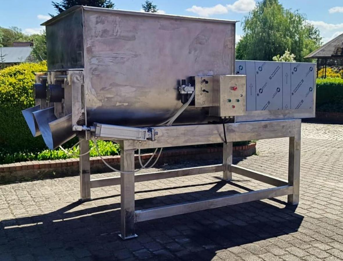 Used Mieszalnik strunowy RIETZ do ciężkich proszków i gęstych mas