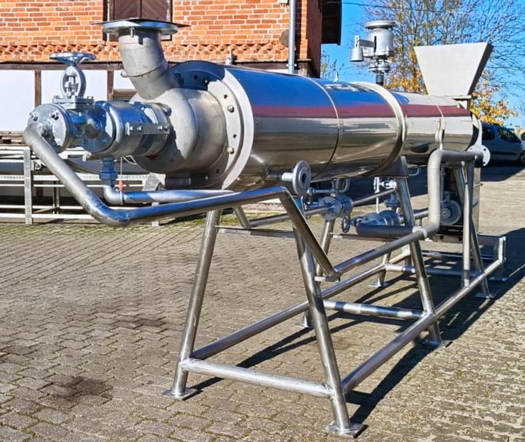 Used Rozparzacz ślimakowy "MANZINI" do rozparzania rozdrobnionych owoców i warzyw