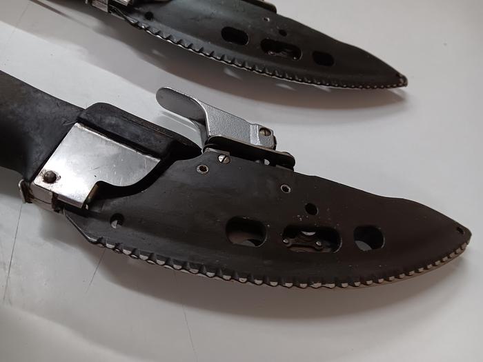 Used Nóż pneumatyczny do rozkrawania, przecinania