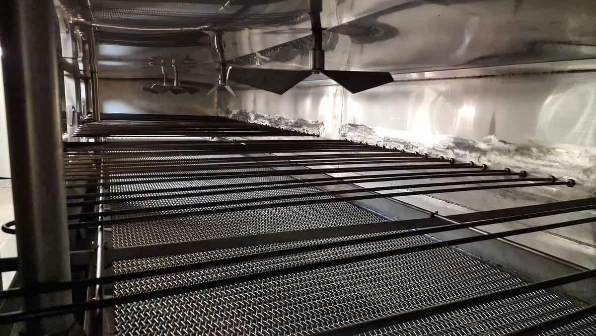 Used Piec tunelowy taśmowy zasilany elektrycznie JBT FoodTech Revoband po modernizacji w Konsorcjum Andziak