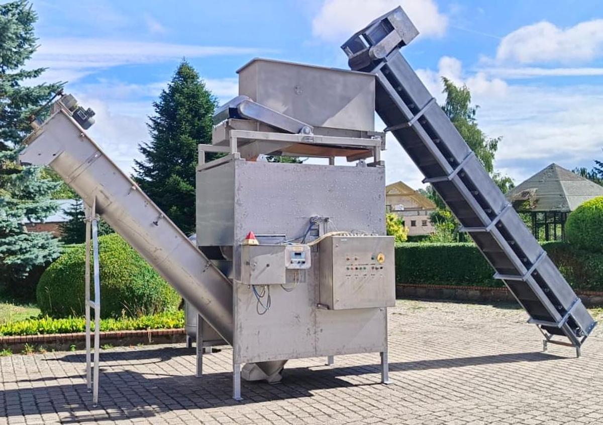 Used Zespół do ciśnieniowego oparzania naskórka warzyw okopowych – KOMEN KUIN