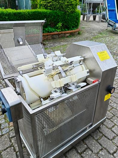 Used Dzielarka do kiełbas  "RISCO"