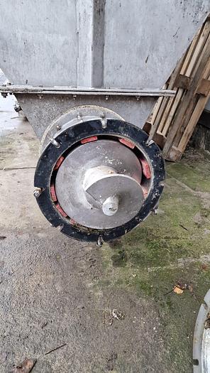 Used Bunkeir z przenośnikiem ślimakowym, nierdzewny