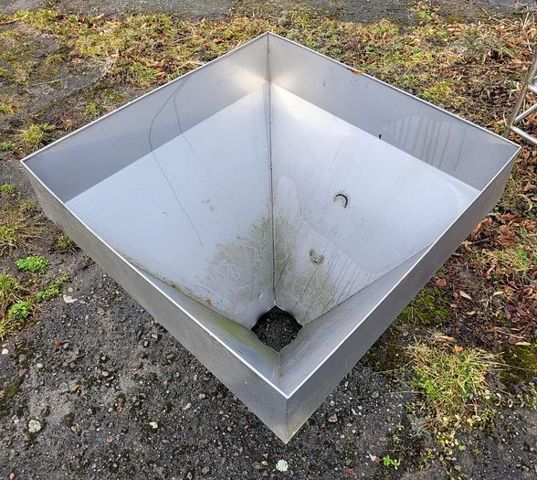 Used Lej piramidalny, nierdzewny