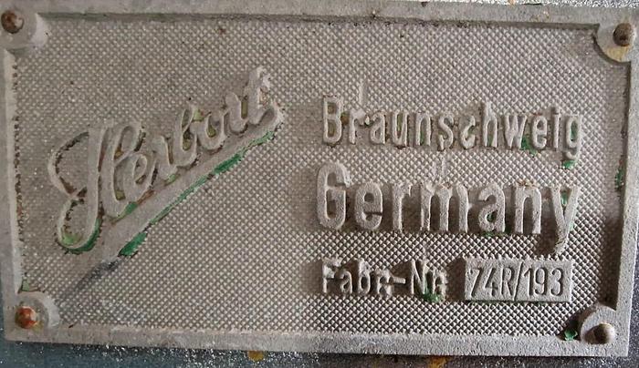 Used Obcinarka końców fasoli HERBORT z mosiężnymi płytkami i deklasterem