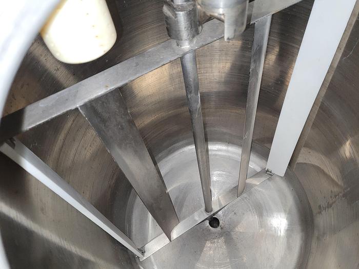 Used Mikser, homogenizator, stabilizator, termizator, oraz pakowaczka w jednym - "Hugart Machines" (obecne "Trepko") Mixter 3000S