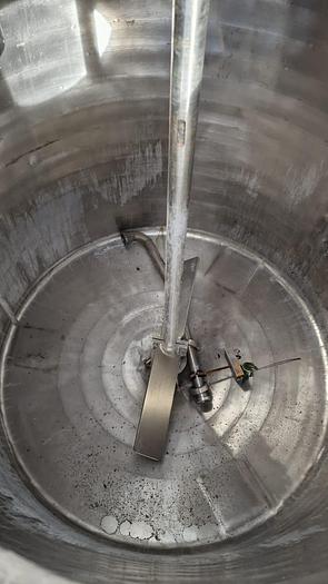 Used Zbiornik magazynowo – procesowy, z mieszadłem, poj. 1.300 l