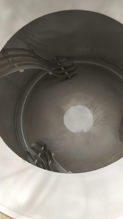 Used Mieszalnik bębnowy z hydraulicznym podnoszeniem i zmiennym kątem położenia bębna