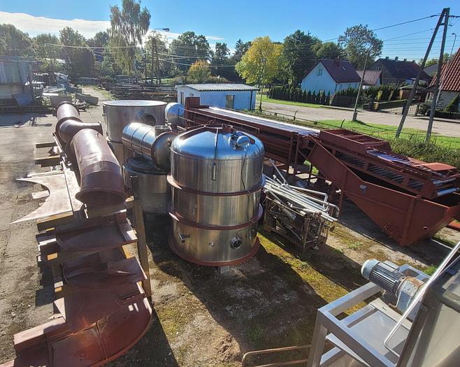 Used Linia do przerobu pomidorów na pastę pomidorową o wydajności 200 t świeżych pomidorów na dobę ze stacją wyparną 2-stopniową firmy "MANZINI"