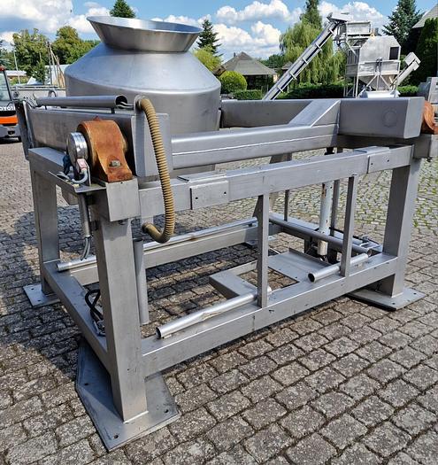 Used Mieszalnik bębnowy z hydraulicznym podnoszeniem i zmiennym kątem położenia bębna