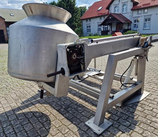 Used Mieszalnik bębnowy z hydraulicznym podnoszeniem i zmiennym kątem położenia bębna