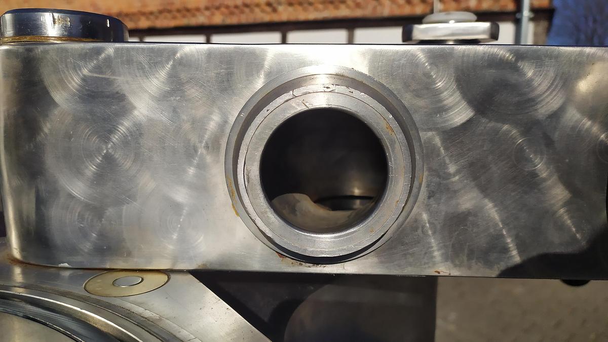 Used Nadziewarka hydrauliczna z odkręcarką "Düker Rex"