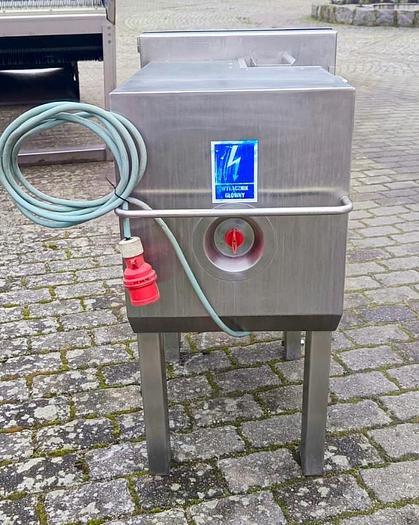 Used Krajalnico-kostkownica TREIF