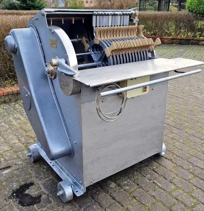 Used Krajalnica ryb (dzwonkownica) "Baader" 383