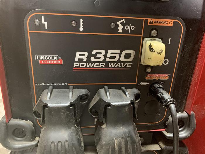 Used LINCOLN ELECTRIC SYSTEM 20 MIG WELDING CELL WITH FANUC ARCMATE 100IC ROBOT AND R30iB CONTROLLER