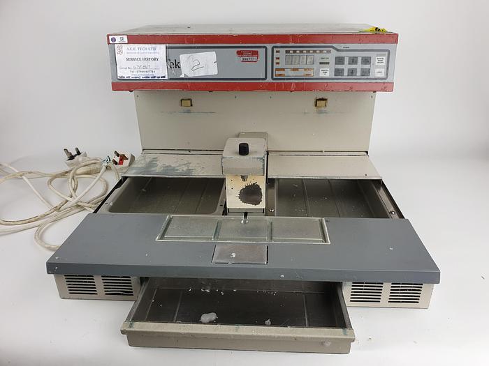 Used Sakura Tissue-Tek 4715 Embedding console system