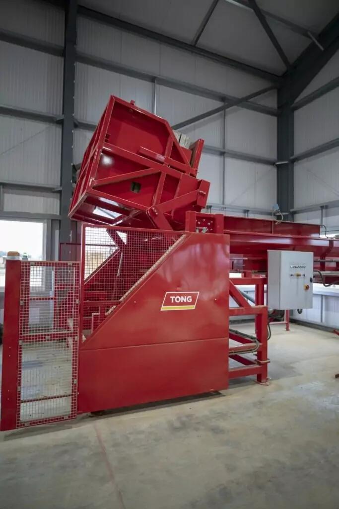 160° Box & Tote Dumpers